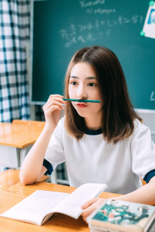 我女朋友的妈妈完整版有翻译